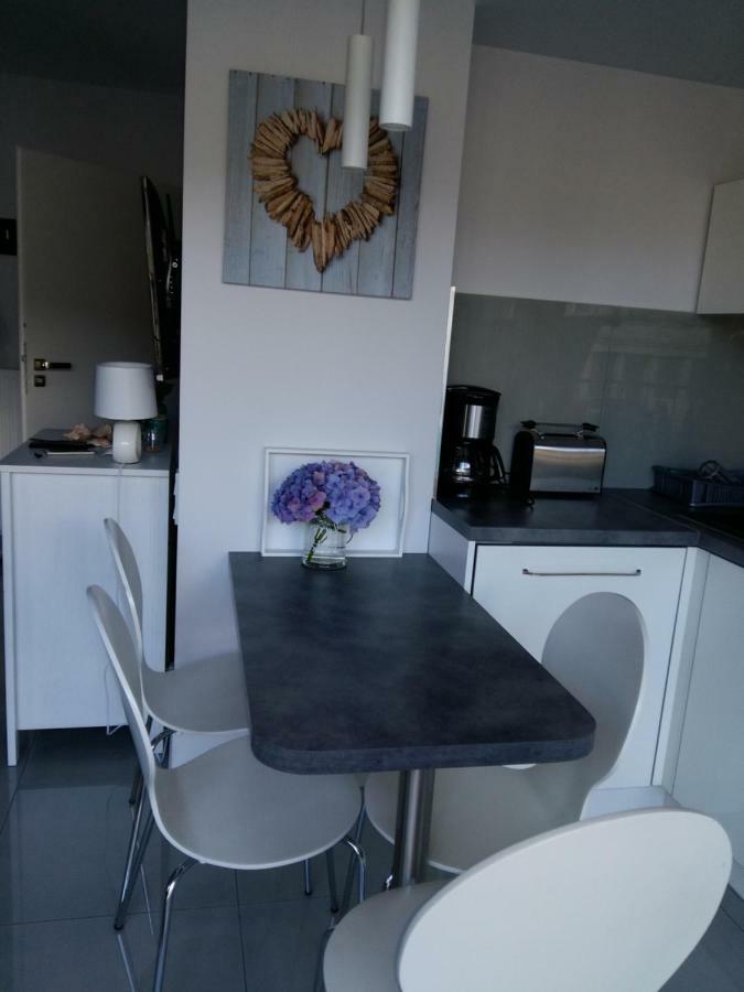Gracja Horyzont-Apartament Z Parkingiem Miedzyzdroje Kültér fotó