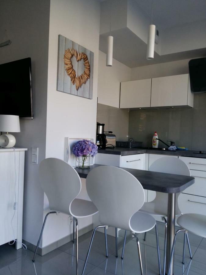 Gracja Horyzont-Apartament Z Parkingiem Miedzyzdroje Kültér fotó